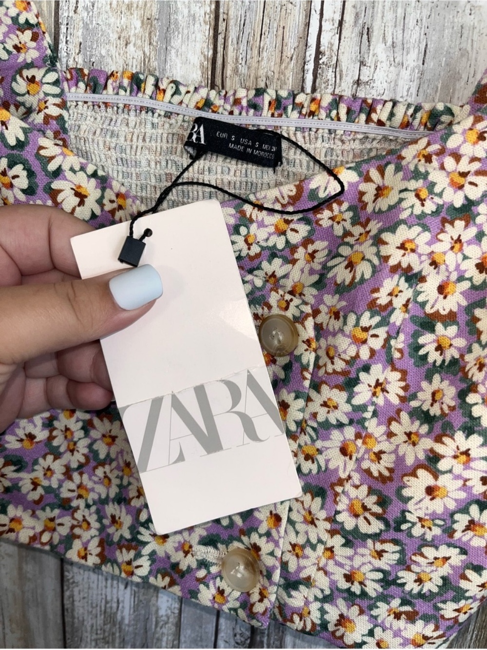 Zara Linen Blend Purple Daisy Floral Crop Top Smocked Back Button Front S - Picture 6 of 6
